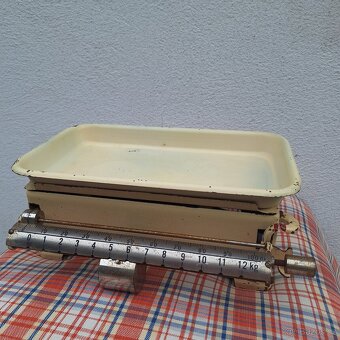 Staré kuchyňské váhy - 2