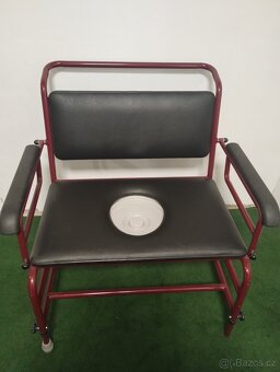 WC křeslo XXL pro bariatrické pacienty - 2