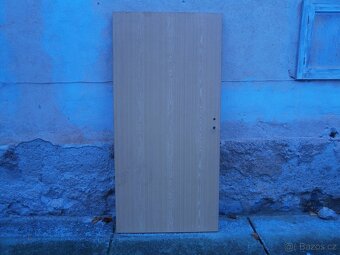 Prodám nové vnitřní dveře 90 pravé imitace dřeva. - 2