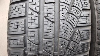 Zimní pneu 235/55/18 Pirelli - 2