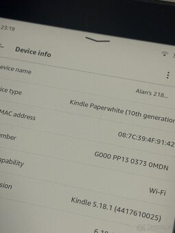 Čtečka knih Amazon Kindle Paperwhite 10. gen 8GB - 2