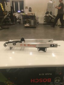 Ktm SX 50 prodloužená kyvná vidlice - 2