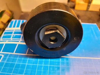 BMW E39 M57xxx - napínací kladka plochého řemenu - 2