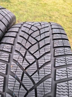 2 zimní pneu 255/50/19 GOODYEAR vz. 90% - 2