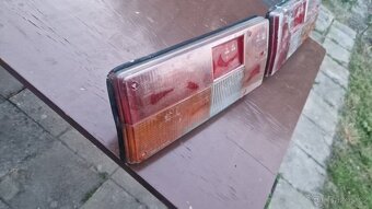 Prodám zadní světla Wartburg - 2