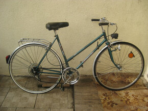 2x Dámské kolo FAVORIT - 2