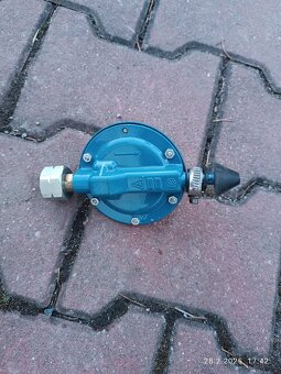 regulátor propan butanu plynu - 2