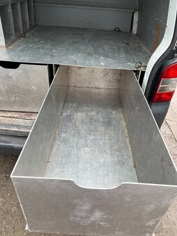 VW T5 dílenská vestavba - 2
