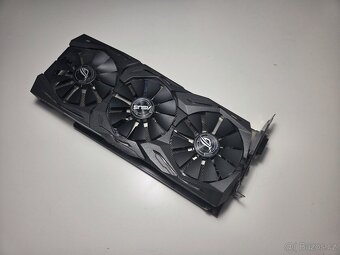 Graphická karta Asus Strix AMD Radeon Vega 56 - 2