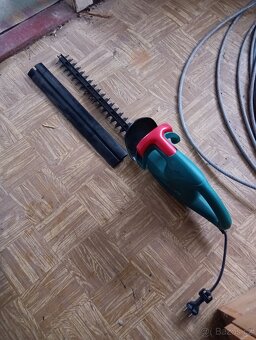 Nůžky na živý plot Bosch - 2