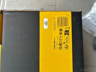 Pila Alligator DeWALT DWE398 - 2