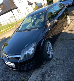 Opel Astra H 1.6 16V twinport 77kW - 2