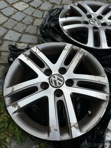 VW ORIGINAL GOLF CADDY TOURAN ŠKODA ALU DISKY 6,5X16 ET50 - 2