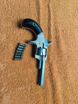 Historický revolver Whitneyville Armory SA . 22short - 2