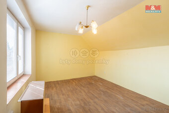 Prodej bytu 1+kk, 37 m², Čistá, ul. nám. Václavské - 2