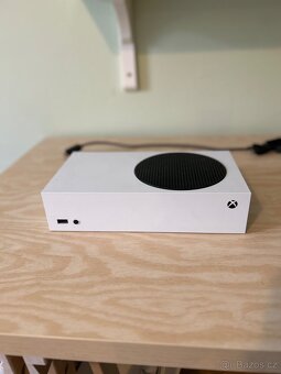 XBOX Series S (2 Ovladače) - 2