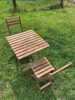 IKEA ASKHOLMEN Stůl a 2 skládací židle - 2