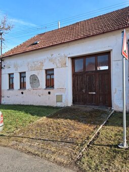 ZLEVNĚNO Rodinný dům k celkové rekonstrukci - 2