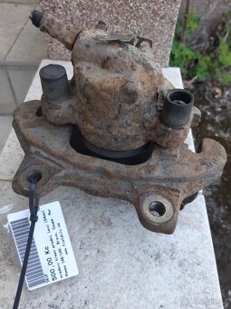 Přední brzdové třmeny na Alfa Romeo 145/146 (pár) - 2