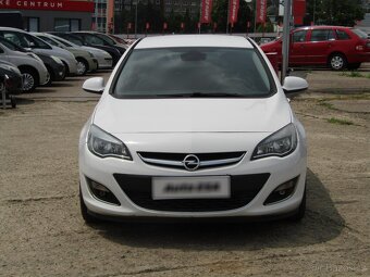 Opel Astra 1.6 i , 85 kW benzín, 2014 - 2