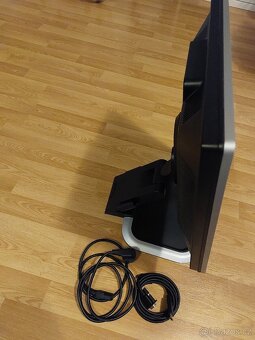 LCD monitor HP - 2