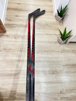 ✅ HRANÉ HOKEJKY - BAUER BORON 5 PROTOR - RED - P28 - 82 F ✅ - 2