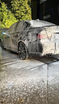 BMW e90 - 2
