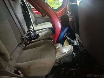 Renault Trafic 1.9 TDI 74 kw - 2