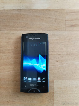 Sony xPeria Ray - 2