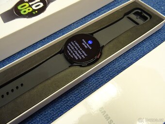Chytré hodinky Samsung Galaxy Watch5 LTE 44 ZÁRUKA - 2