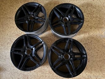 Originální dvourozměrné kola Mercedes Benz AMG R18 - 2