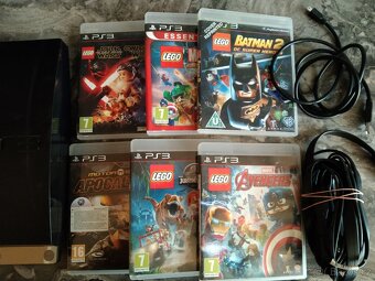 PlayStation 3 včetně her - 2