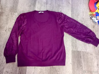 Dámské oblečení - 2