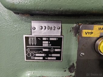 Frézka univerzální FA4U  GO 1996   top stav - 2