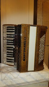 Prodám akordeon Mantovanelli - 2