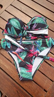 Dvoudílné plavky - 2