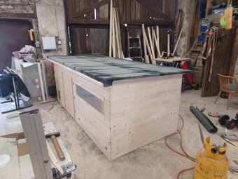 Kurník pro 25-30 slepic - 2