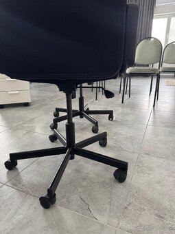 Křeslo na kolečkách - 2