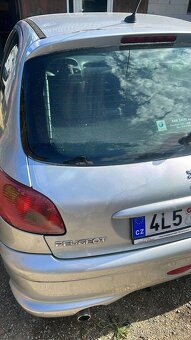 Peugeot 206 - 2