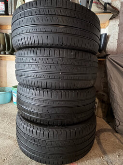 Pirelli scorpion verde. 285/45 R22 - 2