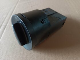 SPÍNAČ SVĚTEL ŠKODA SUPERB - 2