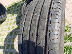 Prodám 2 zánovní  pneu SUNFULL 225/40R19 93W XL - 2