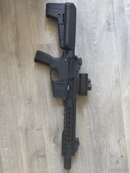 Prodám airsoftku m4 - 2