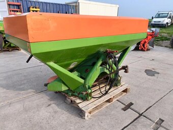 1800L Rozmetadlo AMAZONE ZA-U 1801 - zaběr do 28m - 2