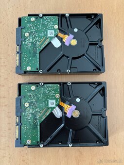 2x WD Red 4TB 5,4K 64MB SATA III 3,5'' WD40EFRX - 2