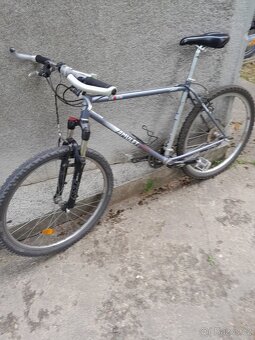 Prodám kolo 1500 kč - 2