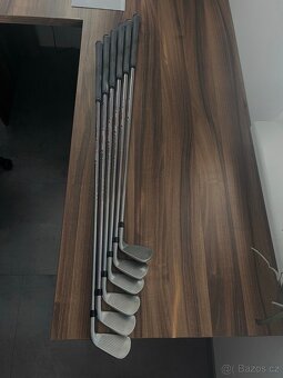 Titleist T300 5i-PW (LH) - 2