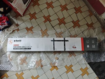 nový fixní držák SLIM na TV 40" - 70" - 2