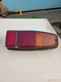 Zadní světla Renault 8 - 2