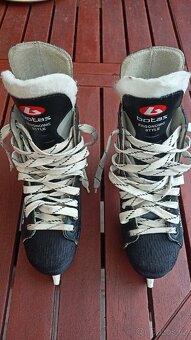Dětské lední brusle vel.38 Botas Ergonomic Style 102 - 2